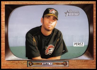 28 Oliver Perez